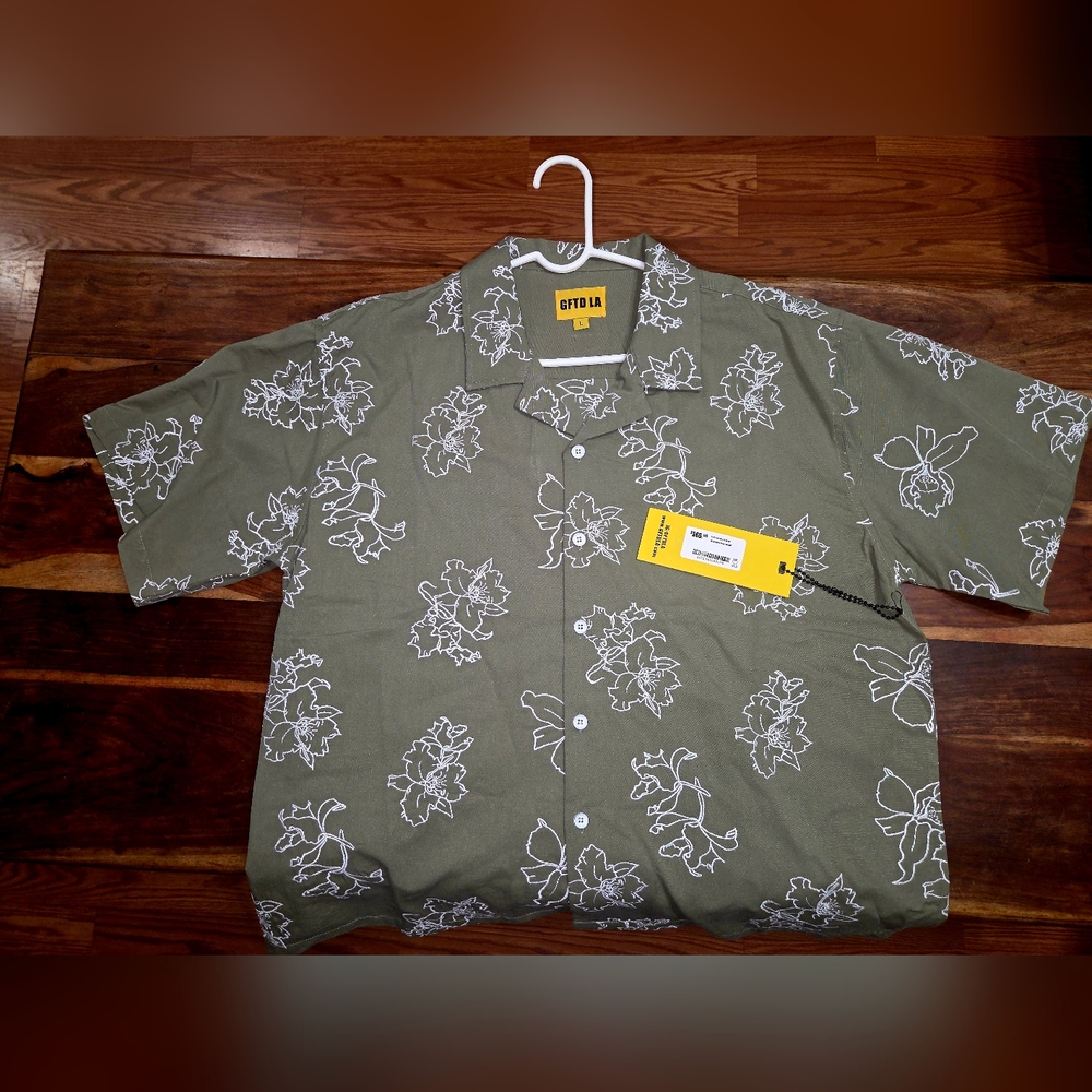 GFTD LA Men's Large Olive Green Floral Button-up